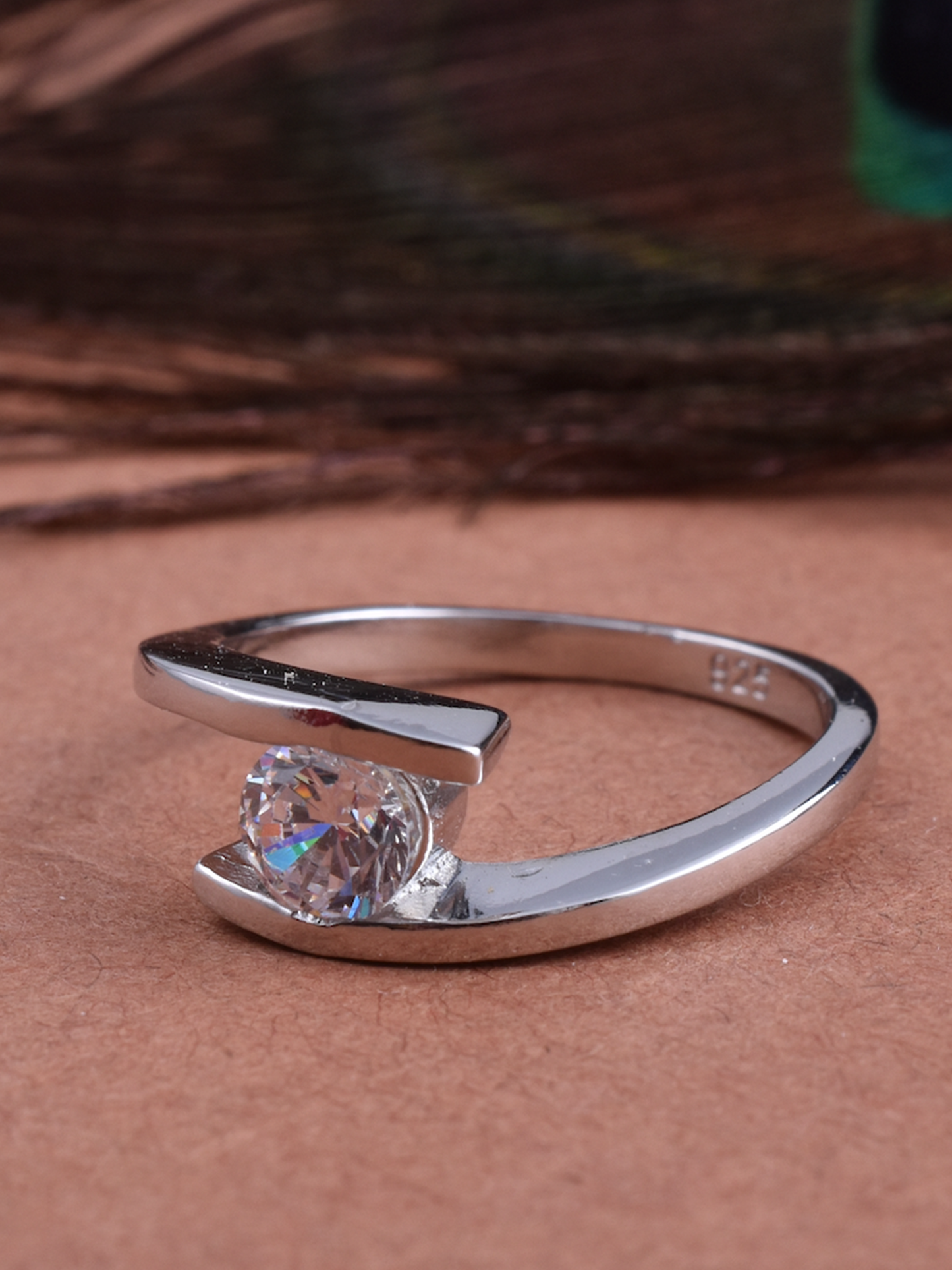 Silver Sway Solitaire Ring in 925 Silver